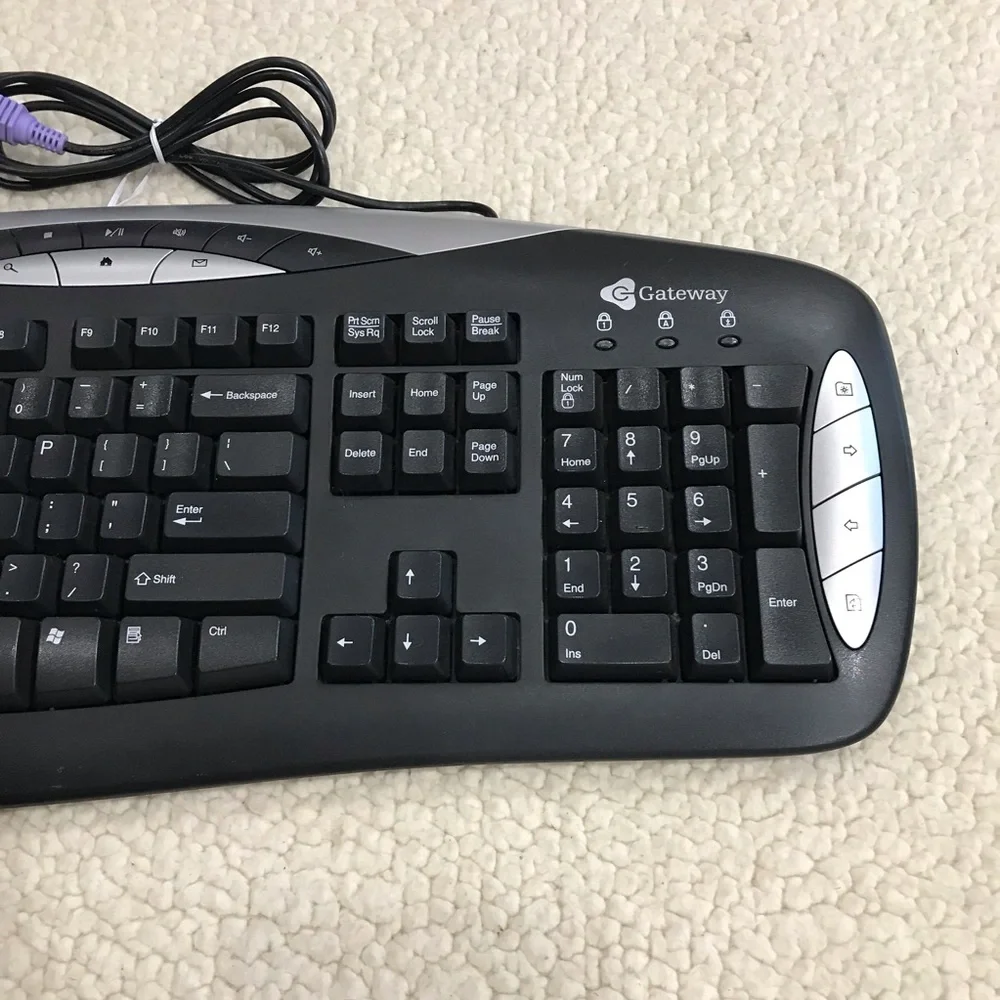 Gateway Wired Computer Keyboard KB-0401 Black/Silver
Measures: 19.75” W … - Picture 4 of 10